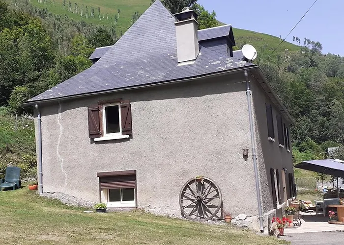 Habas Estaing Hautes Pyrenees Val D'azun *