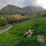 Habas Estaing Hautes Pyrenees Val D'azun דירה